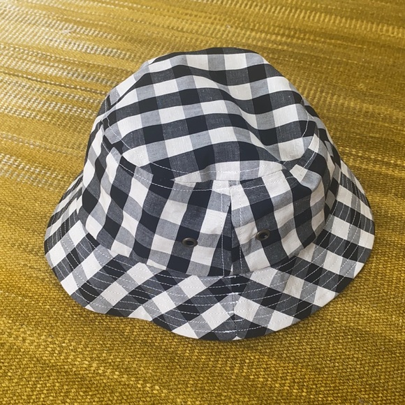 Solid and Striped Black and White Gingham Bucket Hat - Picture 4 of 7